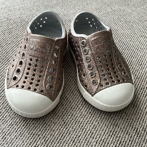 Native Glitter Jefferson Shoe